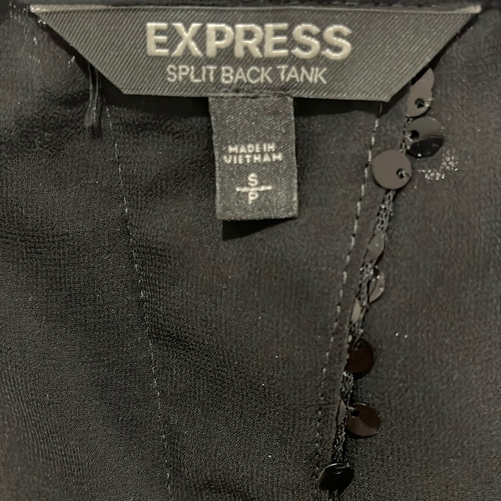 Express Sequined Split Back Tank - Picture 4 of 7